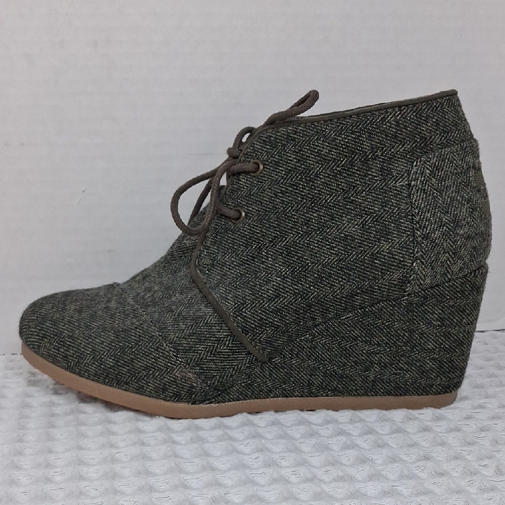 Toms Desert Wedge Lace Up Booties Gray Herringbone Tweed Size 6.5